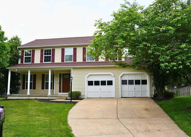 Property at 13015 Bourne Pl, Bristow, VA 20136, 4 beds, 2.5 baths