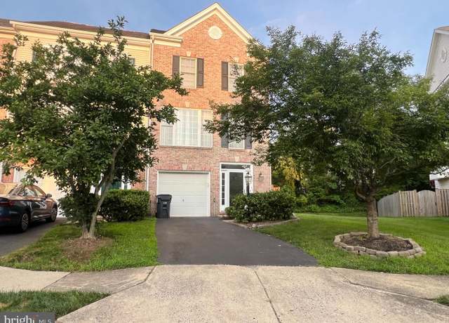 Property at 8937 Benchmark Ln, Bristow, VA 20136, 3 beds, 3 baths