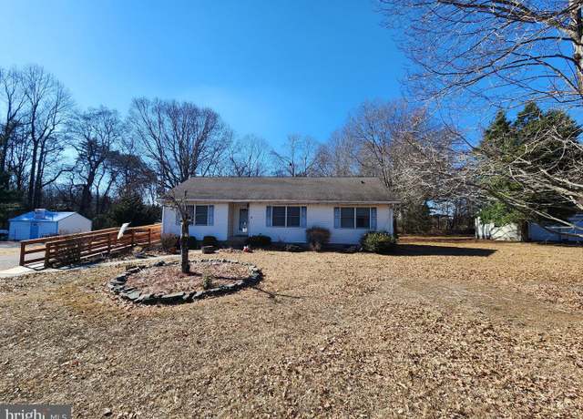 Property at 4910 S Dupont Hwy, Dover, DE 19901, 3 beds, 2 baths
