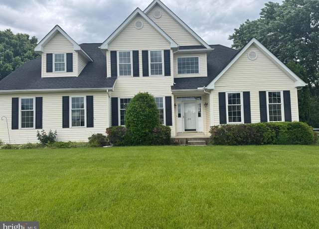 Property at 200 Stewards Ct, Bear, DE 19701, 4 beds, 2.5 baths