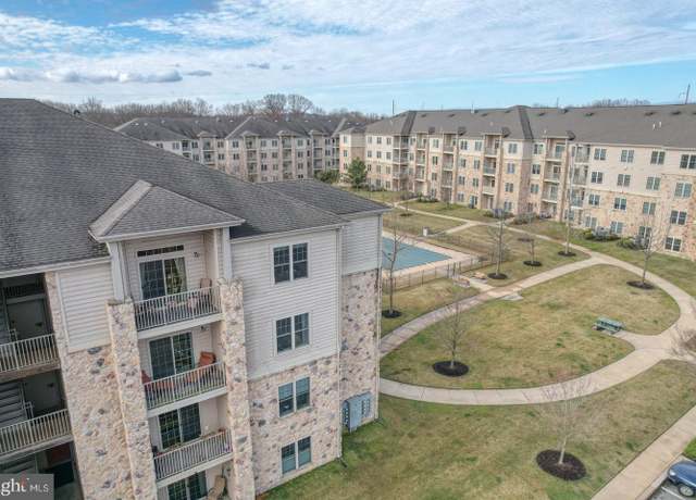 Property at 1000 Fountainview Cir #402, Newark, DE 19713, 3 beds, 2 baths