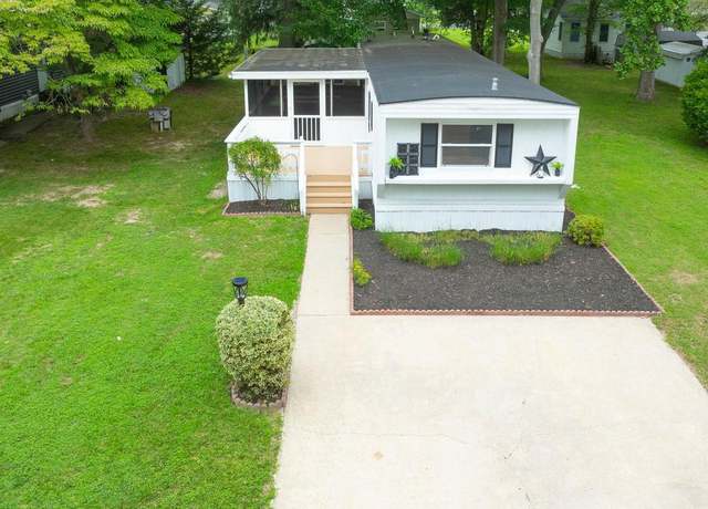 Property at 17132 Holly Rd, Lewes, DE 19958, 3 beds, 2 baths