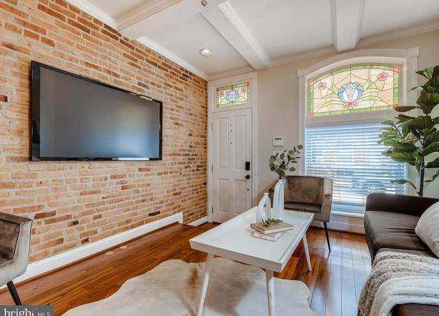 Property at 718 S Curley St, Baltimore, MD 21224, 4 beds, 3 baths