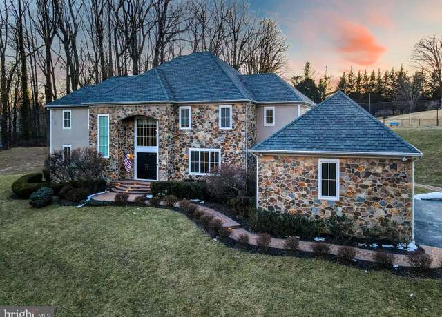 Property at 6 Paladia Way, Pikesville, MD 21208, 5 beds, 6 baths