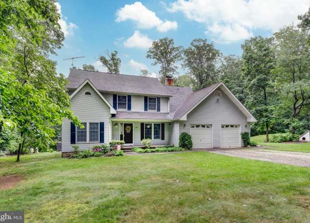 Property at 2744 Church Ln, Taneytown, MD 21787, 4 beds, 2.5 baths
