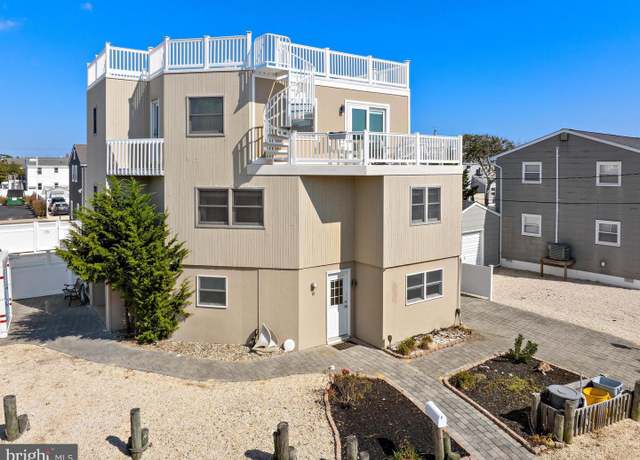 Property at 15 Weldon Pl, Long Beach Township, NJ 08008, 3 beds, 2.5 baths