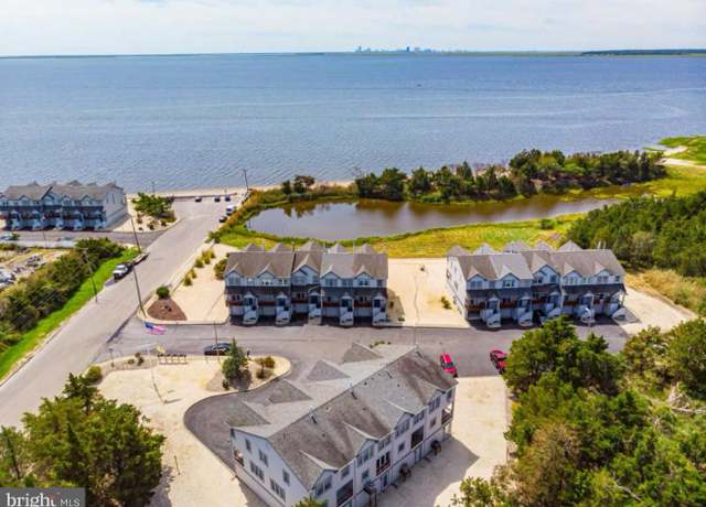 Property at 21 Mariners Pointe West, Little Egg Harbor Twp, NJ 08087, 3 beds, 2.5 baths