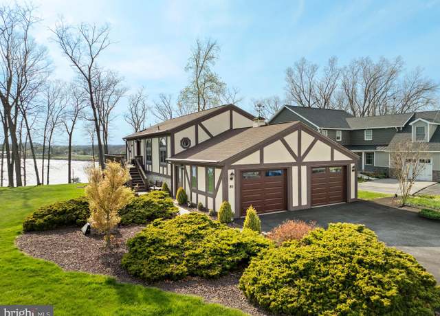 Property at 80 Lake Meade Dr, East Berlin, PA 17316, 4 beds, 3 baths