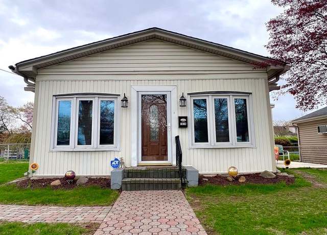 Property at 1614 Maryland Ave, Croydon, PA 19021, 2 beds, 1 bath