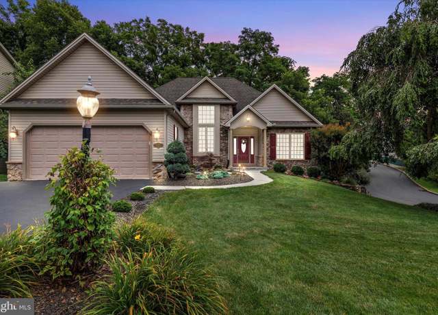 Property at 2403 Rolling Hills Dr, Mechanicsburg, PA 17055, 3 beds, 3 baths