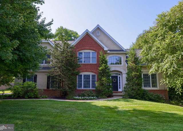 Property at 126 Glebe Ln, Lancaster, PA 17602, 4 beds, 3.5 baths