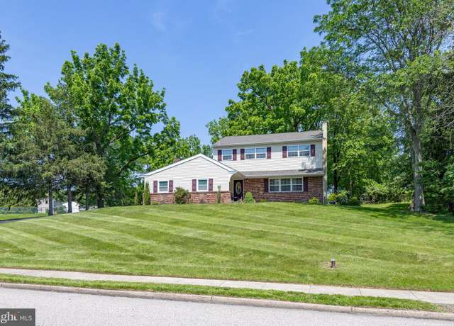 Property at 926 Pierce Rd, Norristown, PA 19403, 4 beds, 2.5 baths