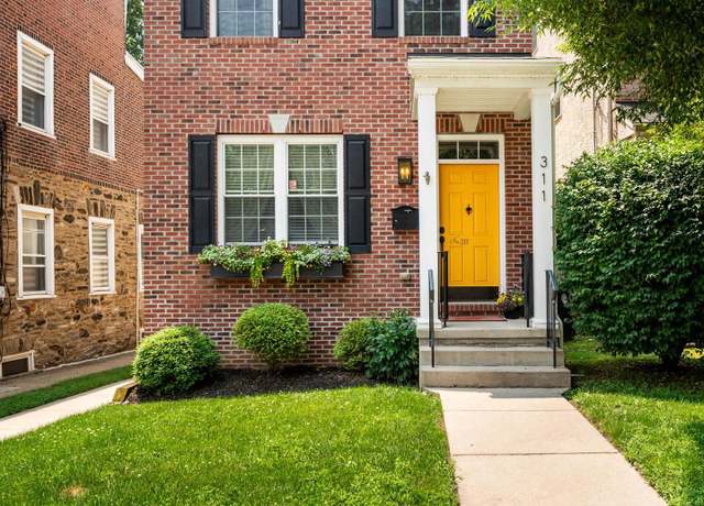 Property at 311 W 3rd Ave, Conshohocken, PA 19428, 4 beds, 2.5 baths