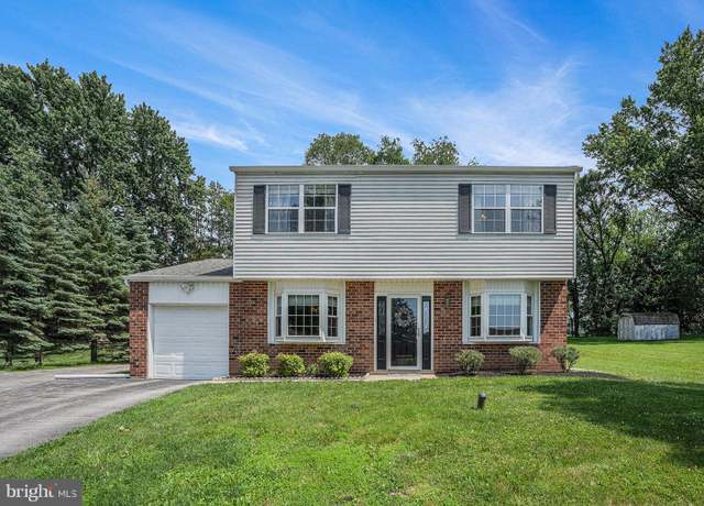 Property at 3027 Kimberly Dr, East Norriton, PA 19401, 3 beds, 2.5 baths