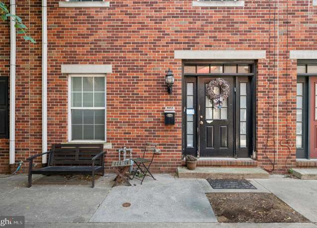 Property at 922 Hall St, Philadelphia, PA 19147, 3 beds, 2.5 baths