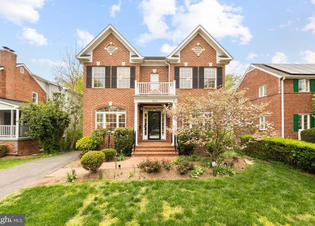 Property at 6213 22nd St N, Arlington, VA 22205, 5 beds, 4.5 baths
