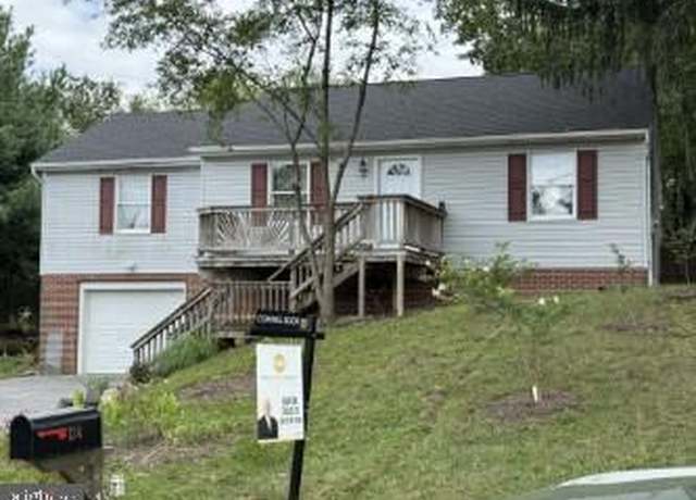 Property at 134 Cardinal Ln, Winchester, VA 22602, 3 beds, 3 baths