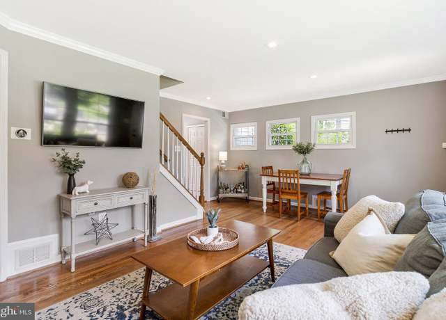 Property at 6910 Quander Rd, Alexandria, VA 22307, 4 beds, 2 baths
