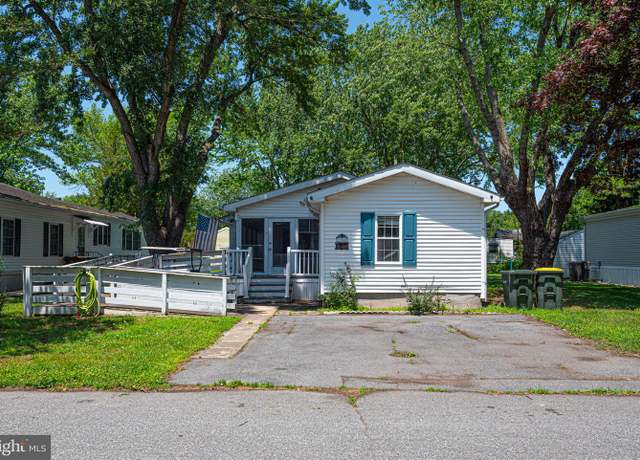 Property at 33507 Buttercup St, Lewes, DE 19958, 4 beds, 2 baths