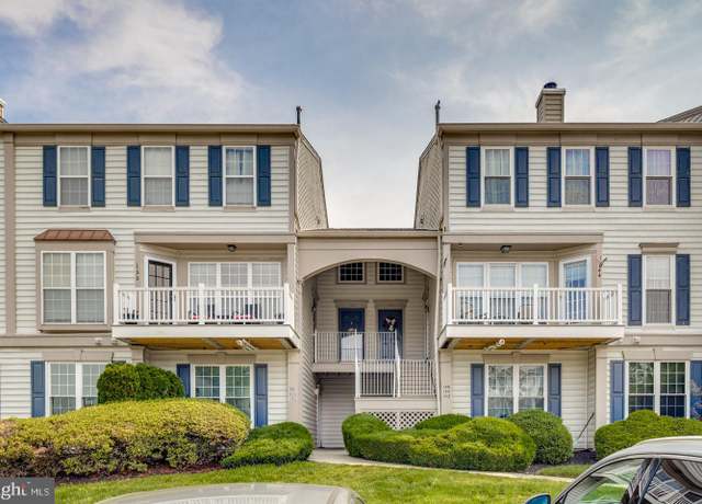 Property at 146 Rosebay Ct, Delran, NJ 08075, 2 beds, 2.5 baths