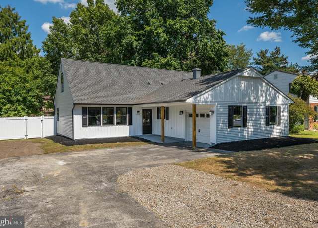Property at 1976 Greentree Rd, Cherry Hill, NJ 08003, 5 beds, 2 baths