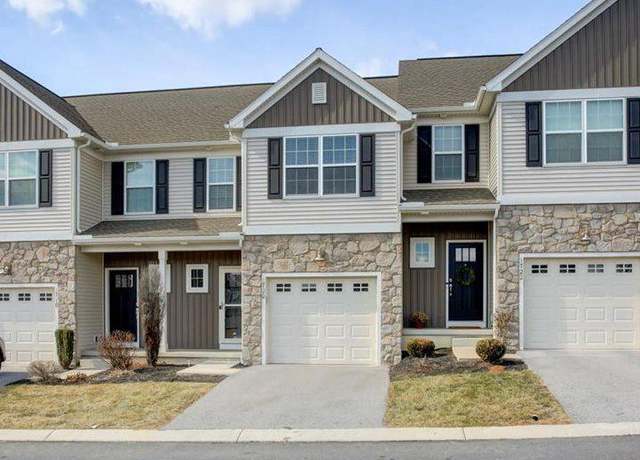 Property at 1720 Fairbank Ln, Mechanicsburg, PA 17055, 3 beds, 2.5 baths
