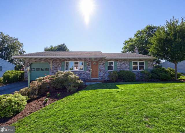 Property at 207 Brookline Rd, Lancaster, PA 17603, 3 beds, 2 baths