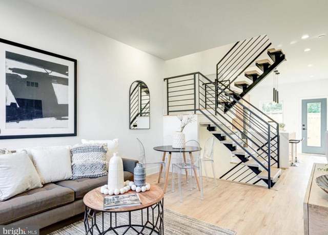 Property at 1546 N Darien St, Philadelphia, PA 19122, 4 beds, 3 baths