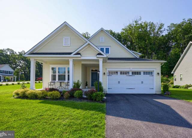 Property at 1438 Copper Beech Dr, York, PA 17403, 3 beds, 3 baths