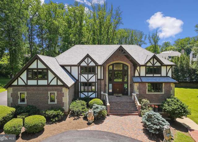 Property at 6723 Georgetown Pike, Mclean, VA 22101, 5 beds, 7.5 baths