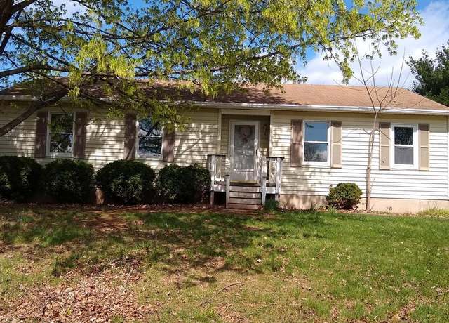 Property at 9438 Waterford Dr, Manassas, VA 20110, 4 beds, 3 baths