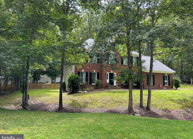 Property at 6435 Apple Tree Ct, Manassas, VA 20112, 4 beds, 2.5 baths