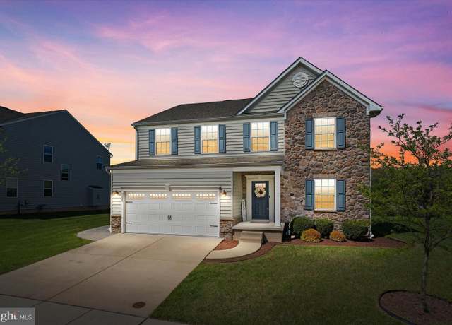 Property at 1225 Carrick Ct, Middletown, DE 19709, 4 beds, 2.5 baths