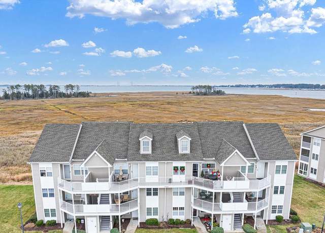 Property at 37448 Pettinaro Dr Unit 57-6, Ocean View, DE 19970, 4 beds, 4 baths