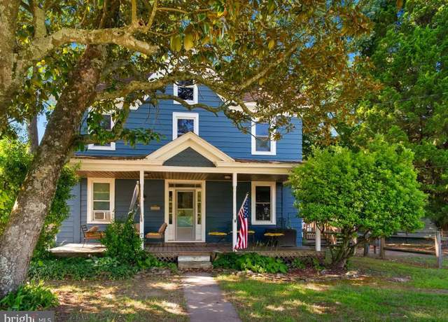 Property at 21201 Rock Hall Ave, Rock Hall, MD 21661, 3 beds, 1.5 baths