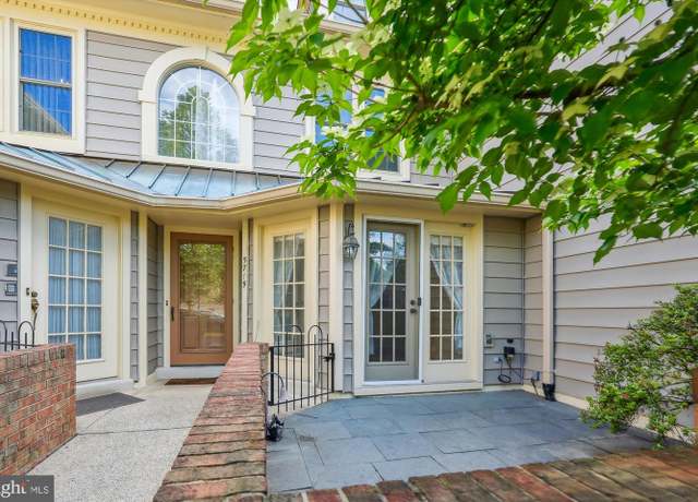 Property at 5719 Balsam Grove Ct #68, Rockville, MD 20852, 2 beds, 2 baths