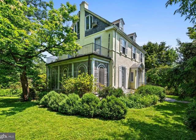 Property at 4105 Leland St, Chevy Chase, MD 20815, 6 beds, 4.5 baths