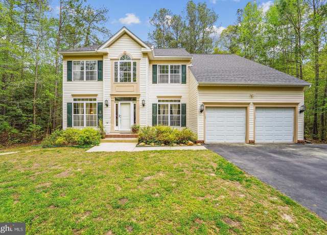 Property at 20540 Deer Wood Park Dr, Leonardtown, MD 20650, 4 beds, 3.5 baths