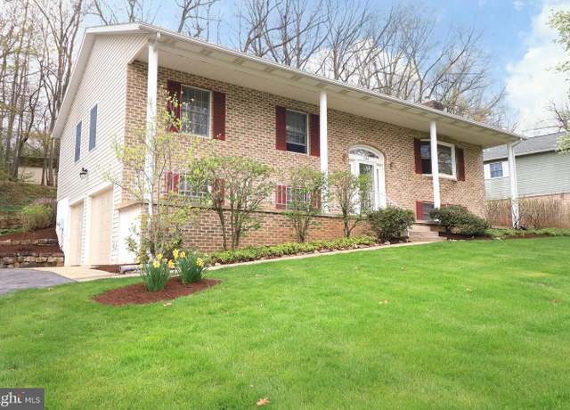 Property at 568 Longbarn Rd, State College, PA 16803, 3 beds, 3 baths