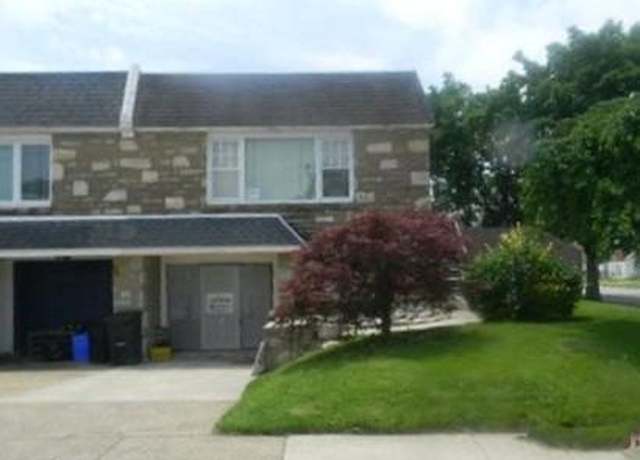 Property at 800 Griffith St, Philadelphia, PA 19111, 3 beds, 1.5 baths