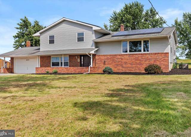 Property at 297 Mine Bank Rd, Wellsville, PA 17365, 4 beds, 2.5 baths