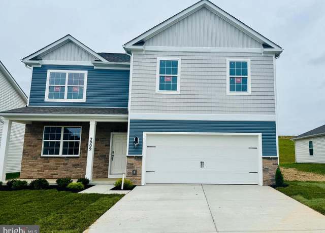 Property at 2009 Paperback Way, York, PA 17408, 4 beds, 2.5 baths