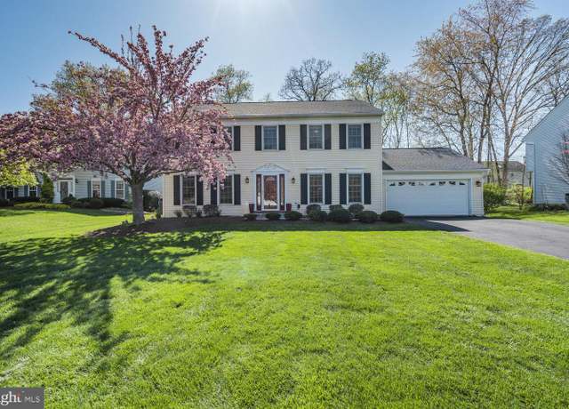 Property at 15532 Eagle Tavern Ln, Centreville, VA 20120, 4 beds, 3.5 baths
