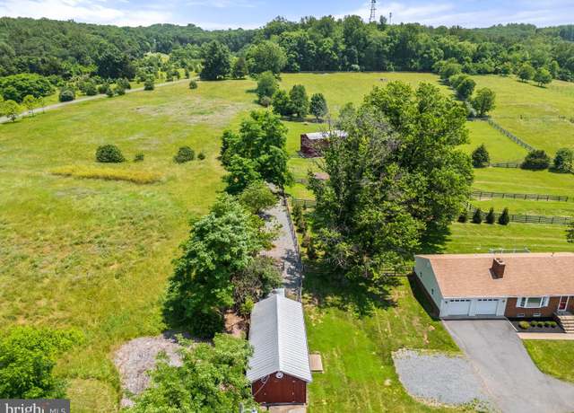Property at 20772 Gleedsville Rd, Leesburg, VA 20175, 3 beds, 3 baths