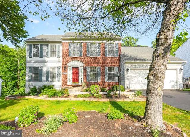 Property at 16117 Kennedy St, Woodbridge, VA 22191, 5 beds, 2.5 baths