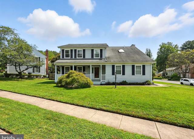 Property at 3876 Oriole Ct, Dumfries, VA 22025, 4 beds, 2.5 baths