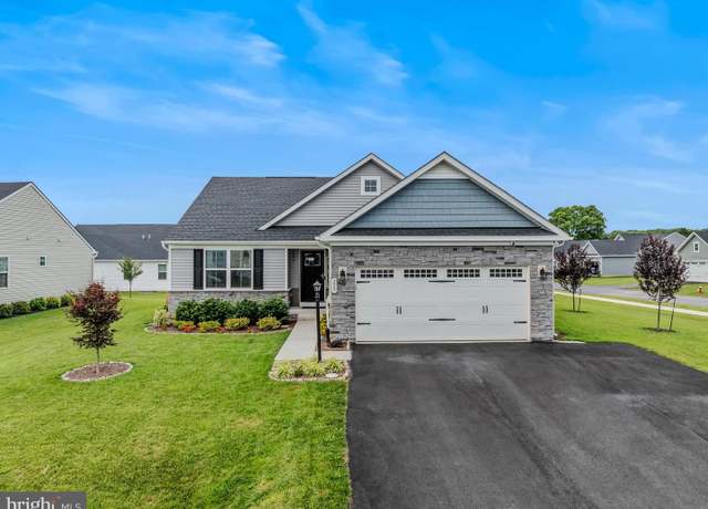 Property at 229 Porch Light Ln, Hedgesville, WV 25427, 3 beds, 2 baths
