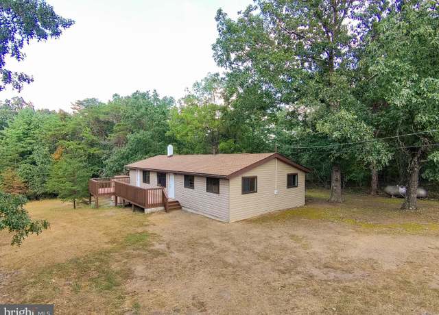 Property at 388 Fragrance Ln, Hedgesville, WV 25427, 3 beds, 2 baths