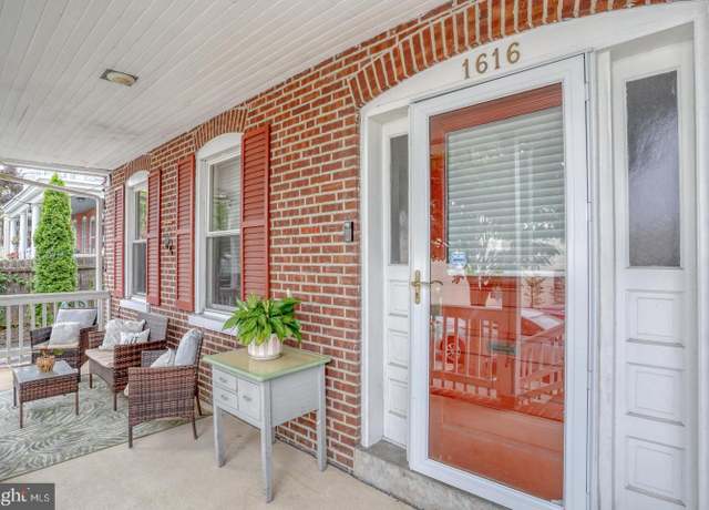 Property at 1616 W 14th St, Wilmington, DE 19806, 3 beds, 1 bath