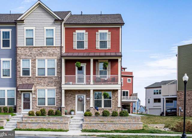 Property at 3313 Stone Barn Dr, Frederick, MD 21704, 5 beds, 4.5 baths